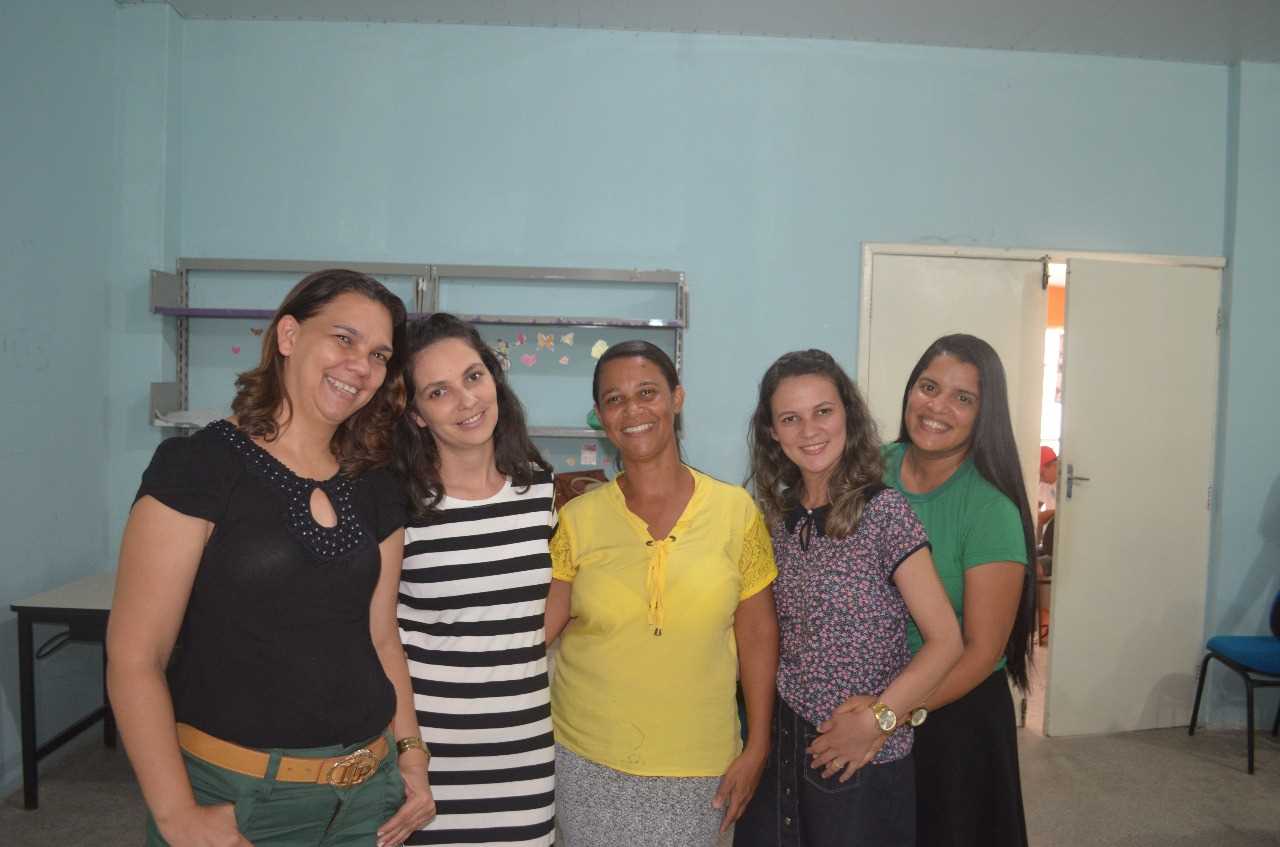 Prefeitura de Camacã entrega Certificado a Concluintes do Curso de Corte de Costura